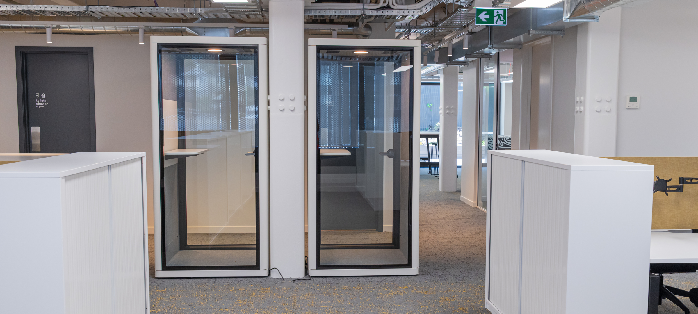 The Complete Guide to Choosing Office Furniture